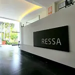 酒店 Ressa *