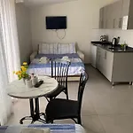 فندق ريسا أبارت *