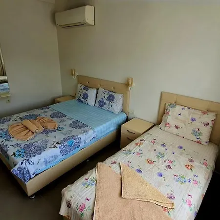 Ressa Apartment