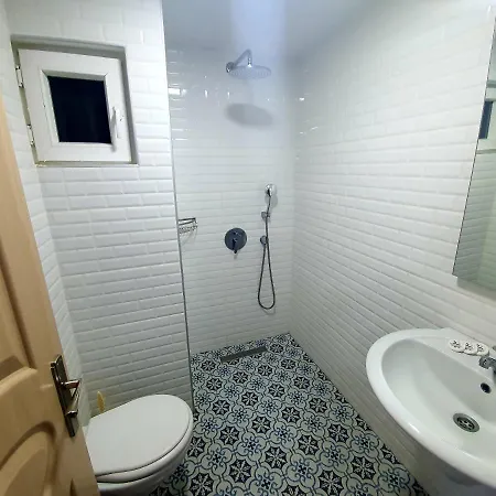 Ressa Apartment