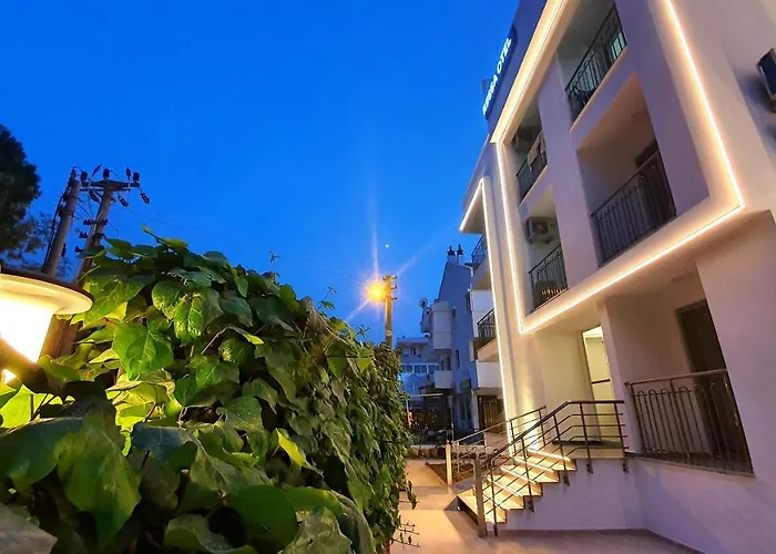 Ressa Hotel *